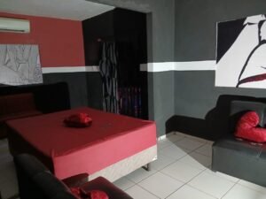 Dark-room-todo-Climatizado